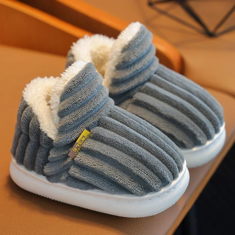 Antislip kinderslippers met zachte zool en pluche