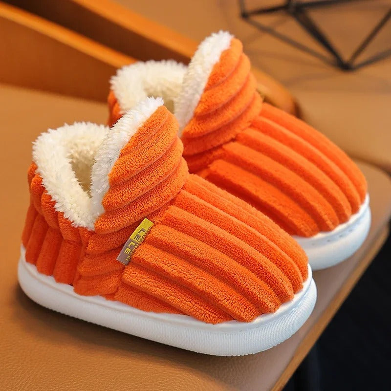Antislip kinderslippers met zachte zool en pluche