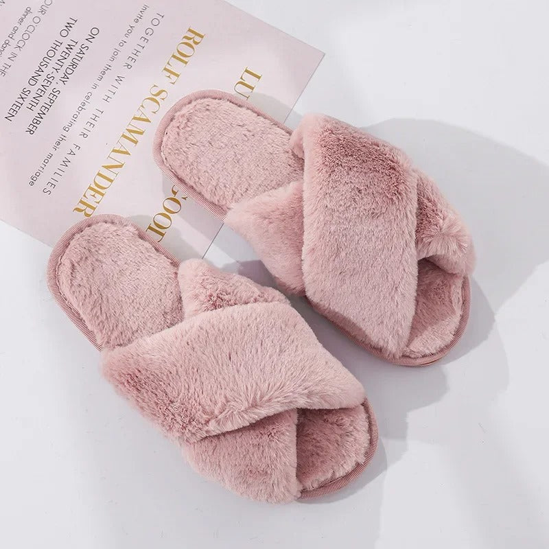 Kruisdessin Zachte Pluche Pantoffel