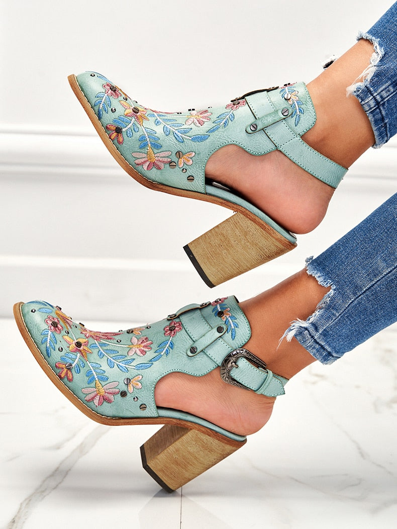 Laars sandalen met grote hak