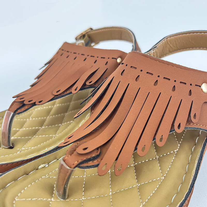 Strand Tassel Sandalen