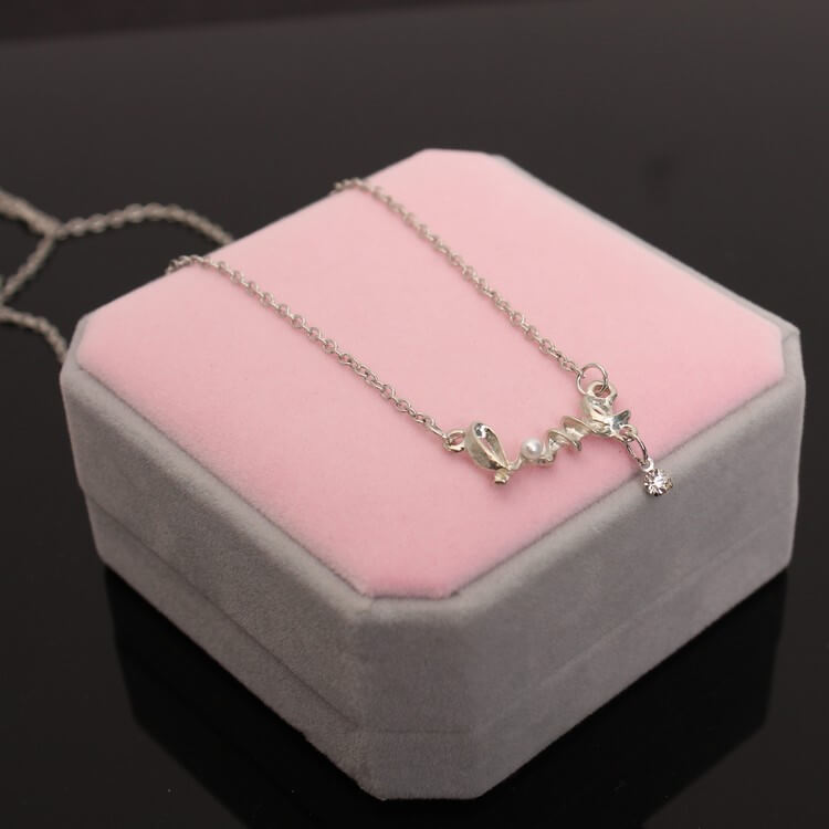 L.O.V.E. Parel Ketting