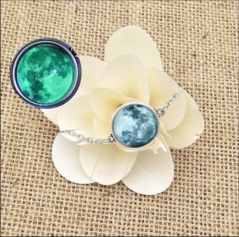 Glow In The Dark Moon Armband