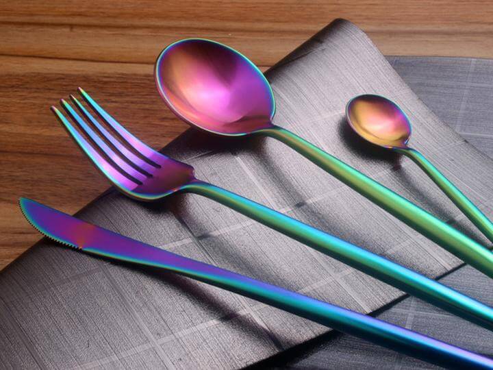 Regenboog Bestek Set (4 Stuks)